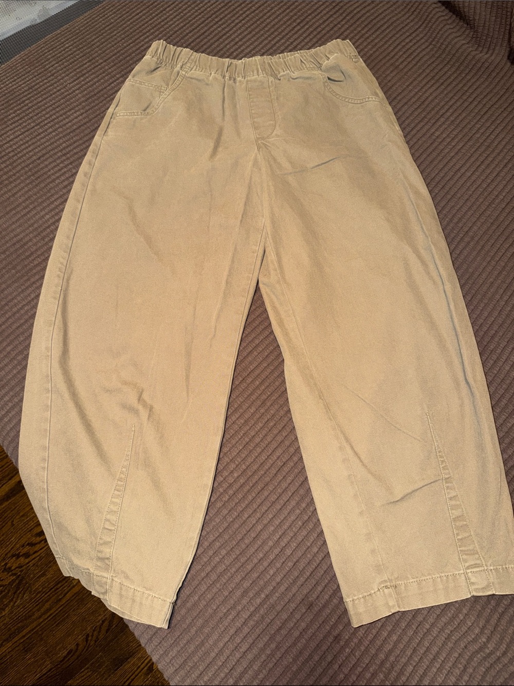 Women’s Elastic-Waist Barrel Pant